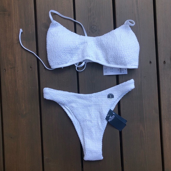 ‼️SOLD‼️ Hollister Smoked Scoop Bikini Top - Picture 5 of 6